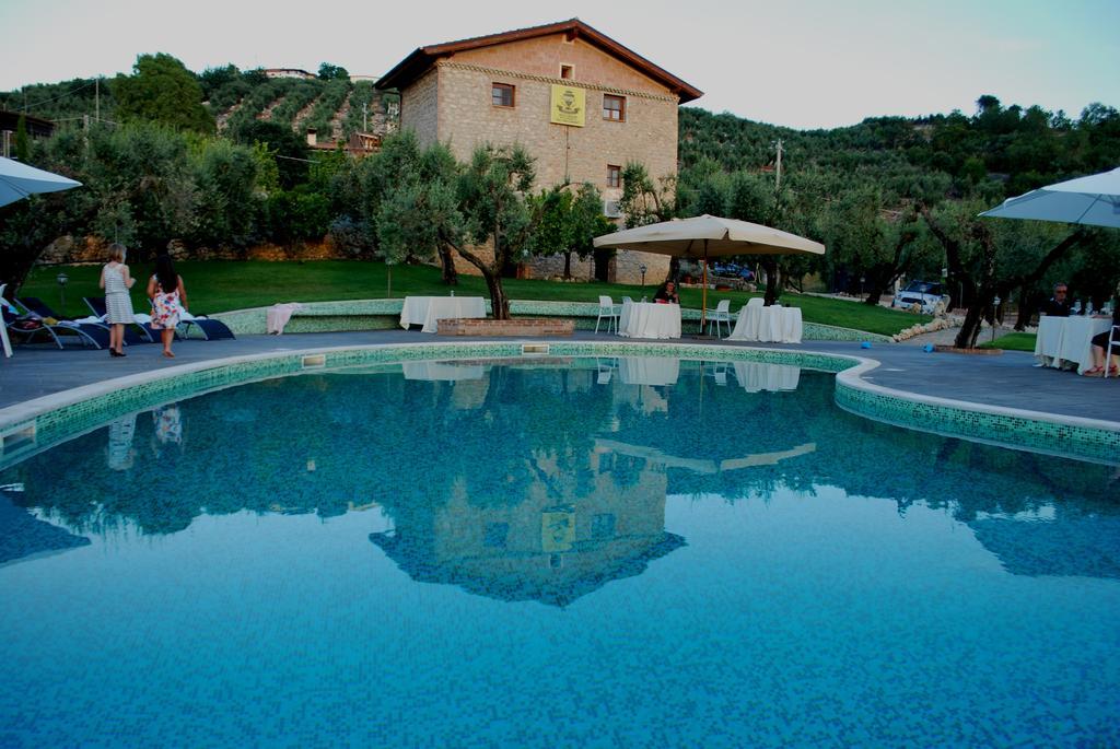 Agriturismo Casale Re Sonnino Екстериор снимка