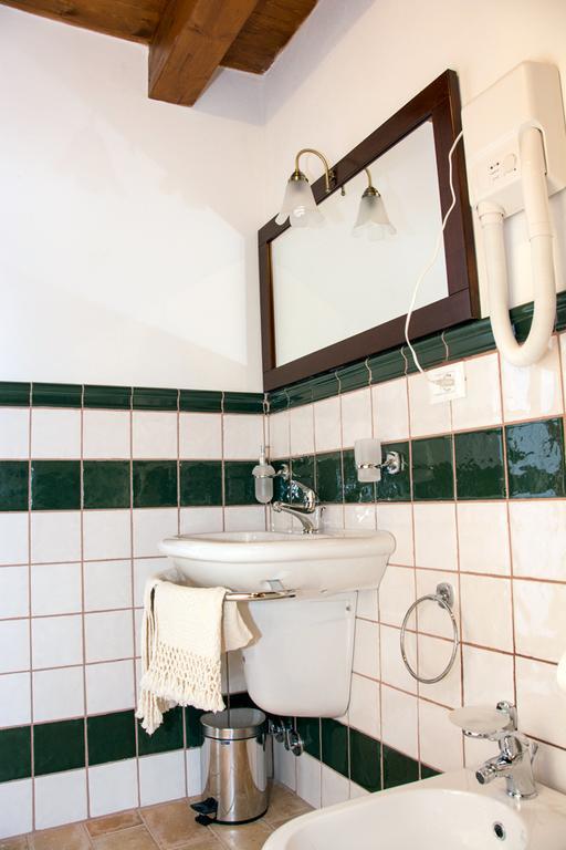 Agriturismo Casale Re Sonnino Стая снимка